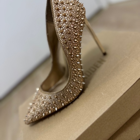 Steve Madden Vala Pump - Picture 3 of 3